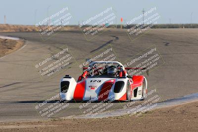 media/Oct-15-2023-CalClub SCCA (Sun) [[64237f672e]]/Group 3/Qualifying/